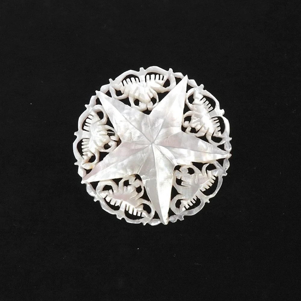 Vintage Mother of‎ Pearl Star of Bethlehem Pendant Openwork Intricate